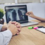 Imaging of urgencies and emergencies in patients with lung cancer
